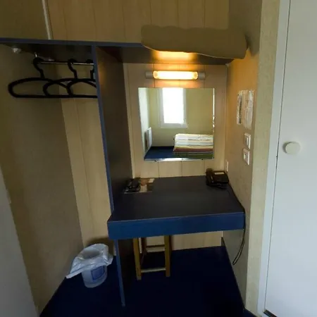 Fasthotel Bourg En Bresse 호텔 비리아